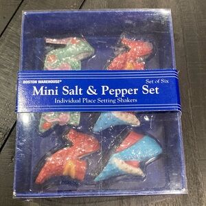 Boston Warehouse Shoe Shaped Mini Salt & Pepper Set (Set of 6)